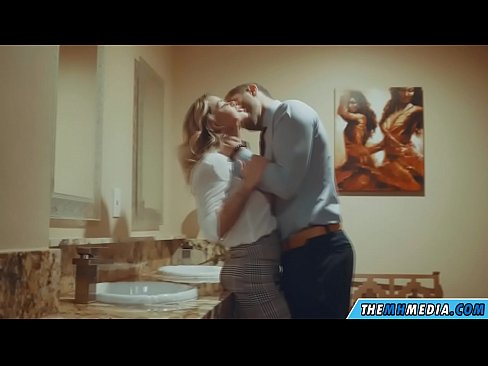 ❤️ جڏهن هڪ busty سنهري اوھان کي هڪ عوامي آرام روم ۾ seduces ❤❌ فحش تي٪ sd.psi-mass.ru٪